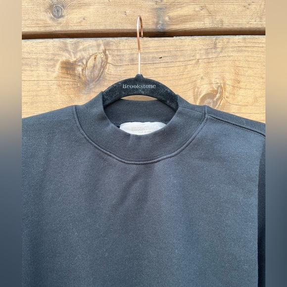 NWT Essentials Fear of God crew neck relaxed fit sweatshirt, Black, XS - Picture 7 of 11